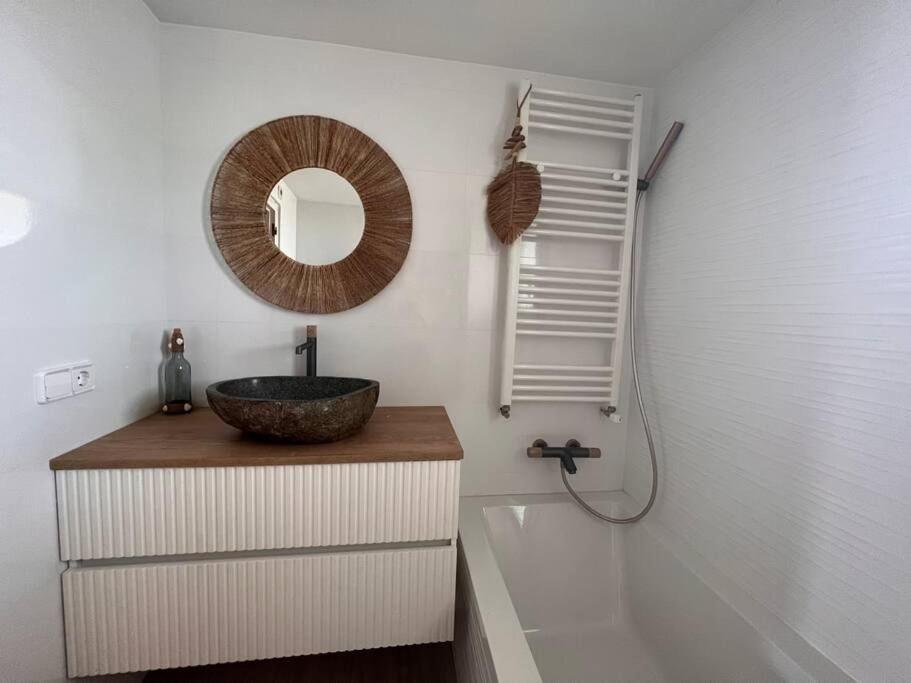 3Apartamento De Tres Habitaciones إمبوريابرافا المظهر الخارجي الصورة